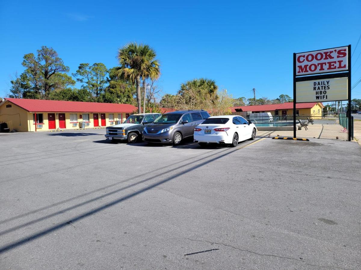 Cook'S Motel- Panama City Beach Upper Grand Lagoon المظهر الخارجي الصورة