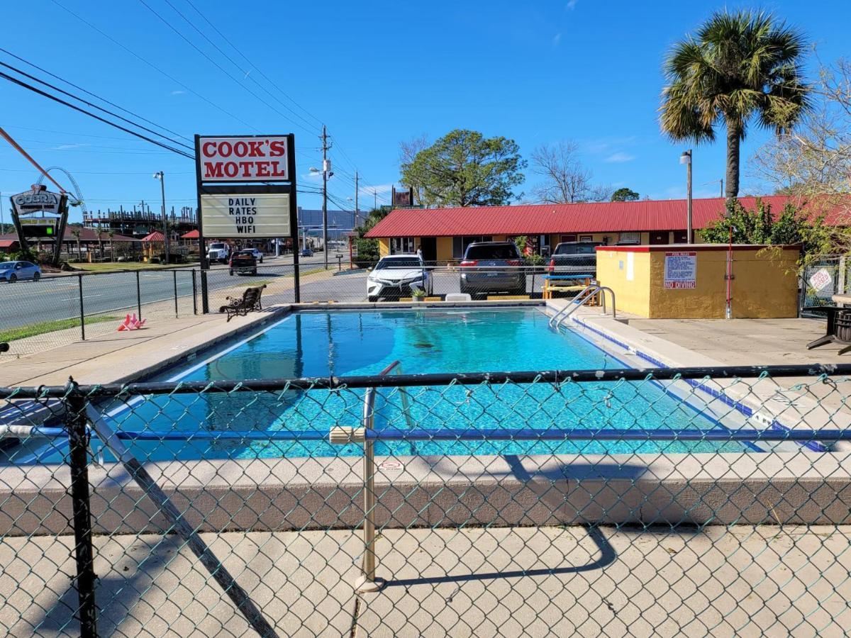 Cook'S Motel- Panama City Beach Upper Grand Lagoon المظهر الخارجي الصورة