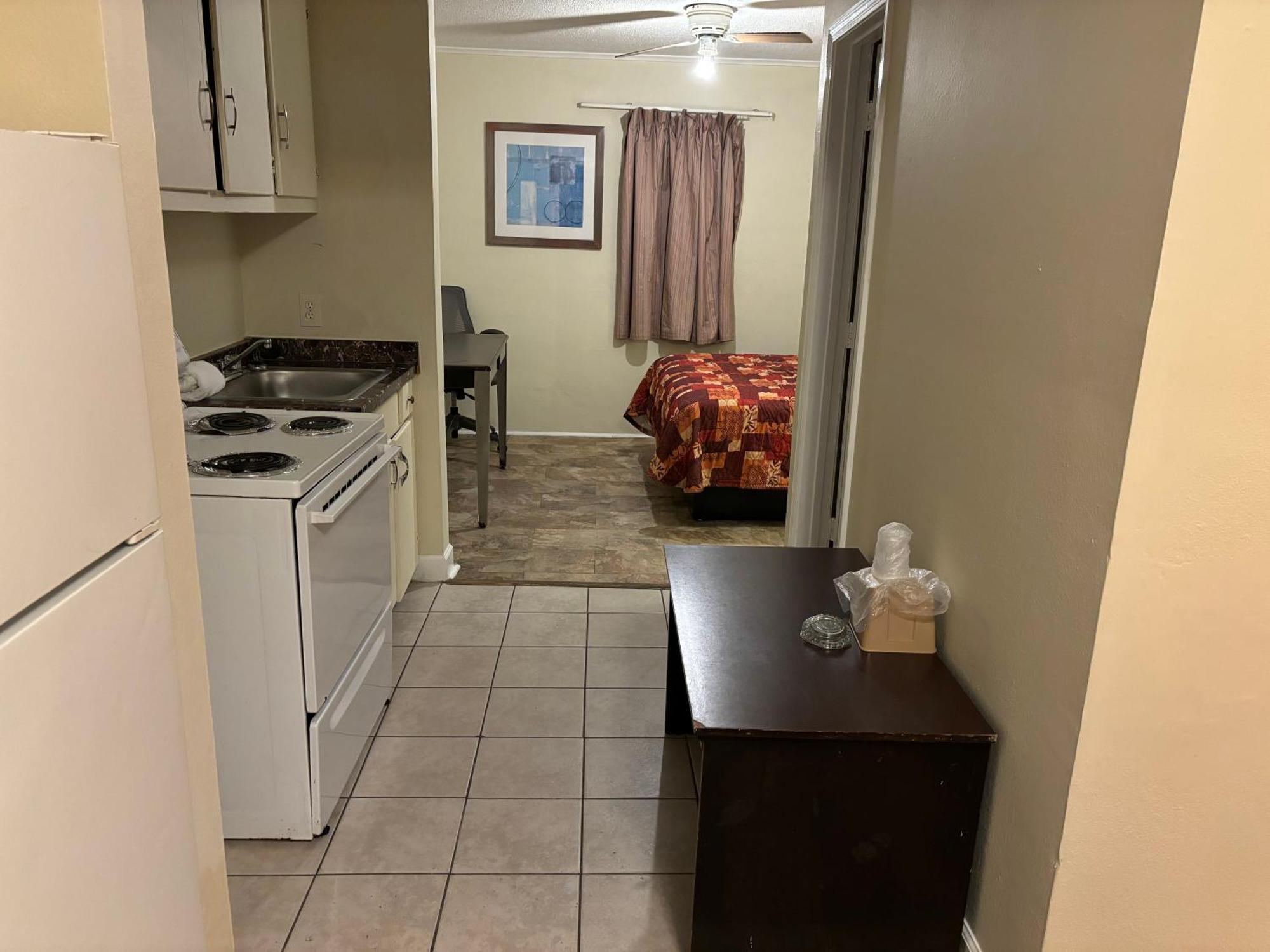 Cook'S Motel- Panama City Beach Upper Grand Lagoon المظهر الخارجي الصورة