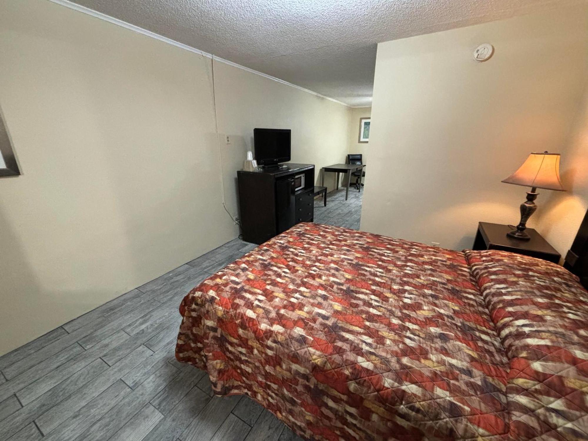 Cook'S Motel- Panama City Beach Upper Grand Lagoon المظهر الخارجي الصورة