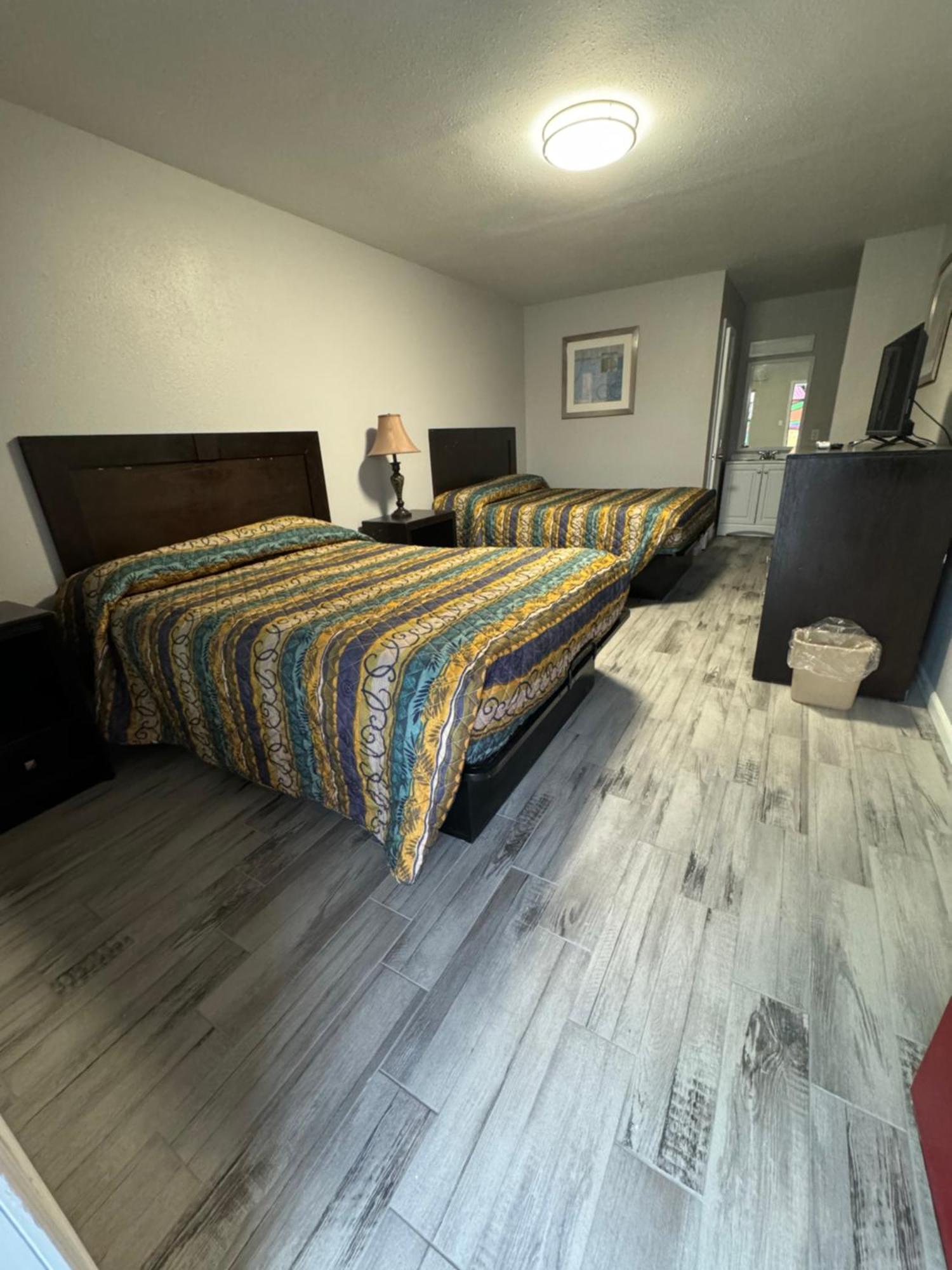 Cook'S Motel- Panama City Beach Upper Grand Lagoon المظهر الخارجي الصورة